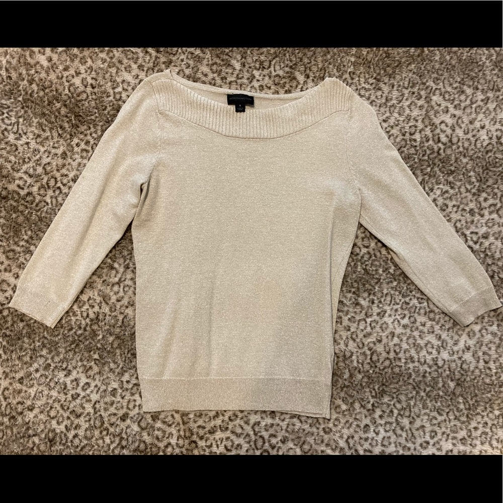 Women’s gold/shimmer 1/4 sleeve dress shirt